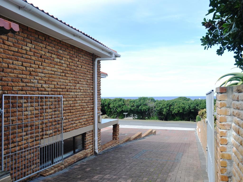 Great White Accommodation Kleinbaai Exterior photo